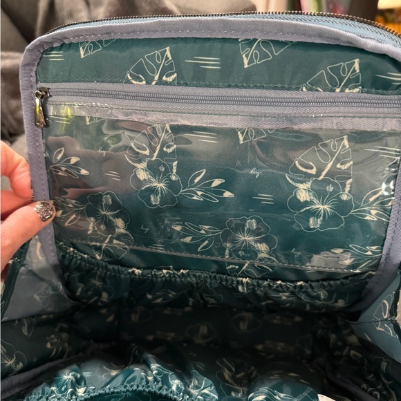 Lug Wrangler Crossbody | Dusty Blue with Light Blue Stripe Details - Picture 7 of 10